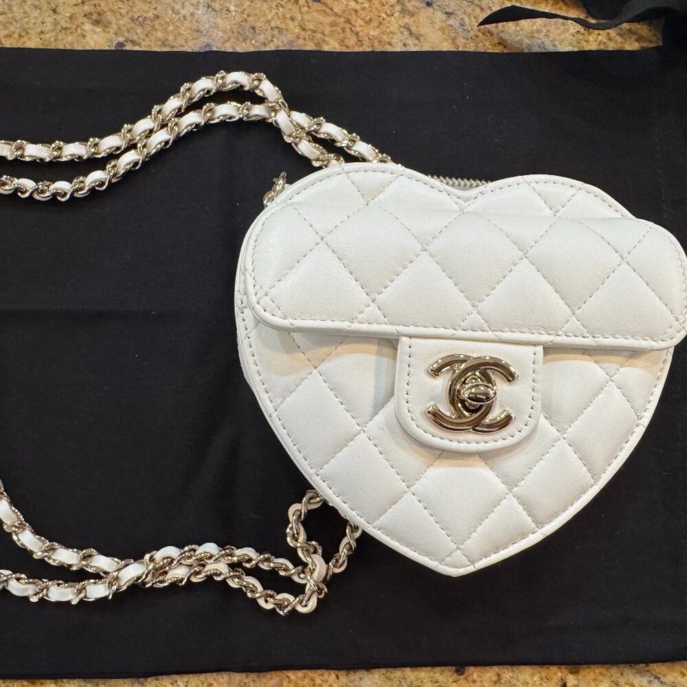 Chanel Lambskin Quilted CC In Love Heart Clutch With White Chain - Picture 8 of 16